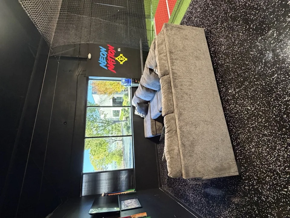 Indoor turf training space at Better Baseball Training El Dorado Hills